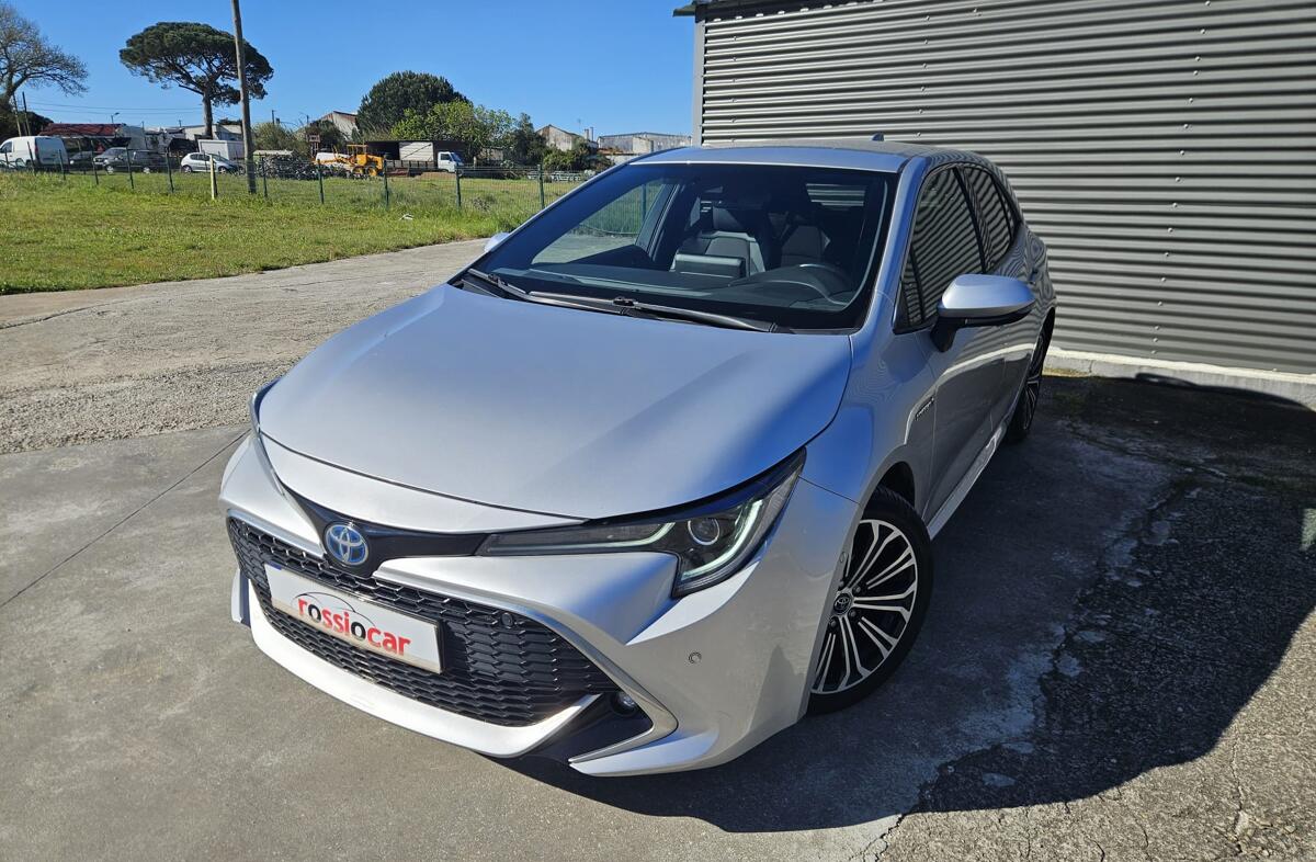 TOYOTA Corolla 1.8 Hybrid Exclusive