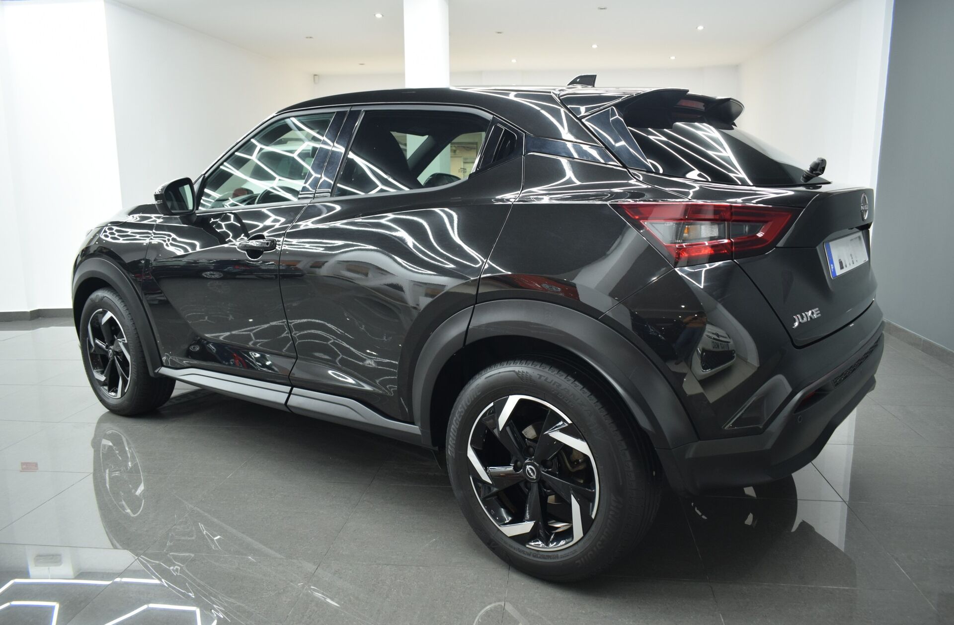NISSAN Juke 1.0 DIG-T N-Connecta DCT