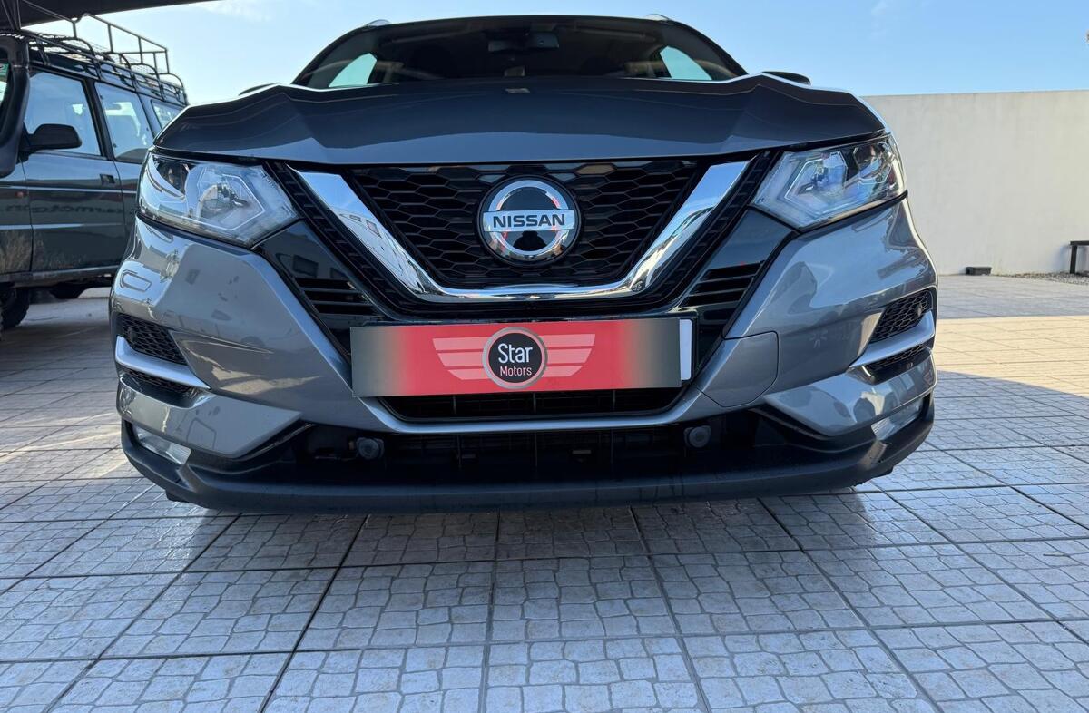 NISSAN Qashqai 1.5 dCi N-Connecta Led