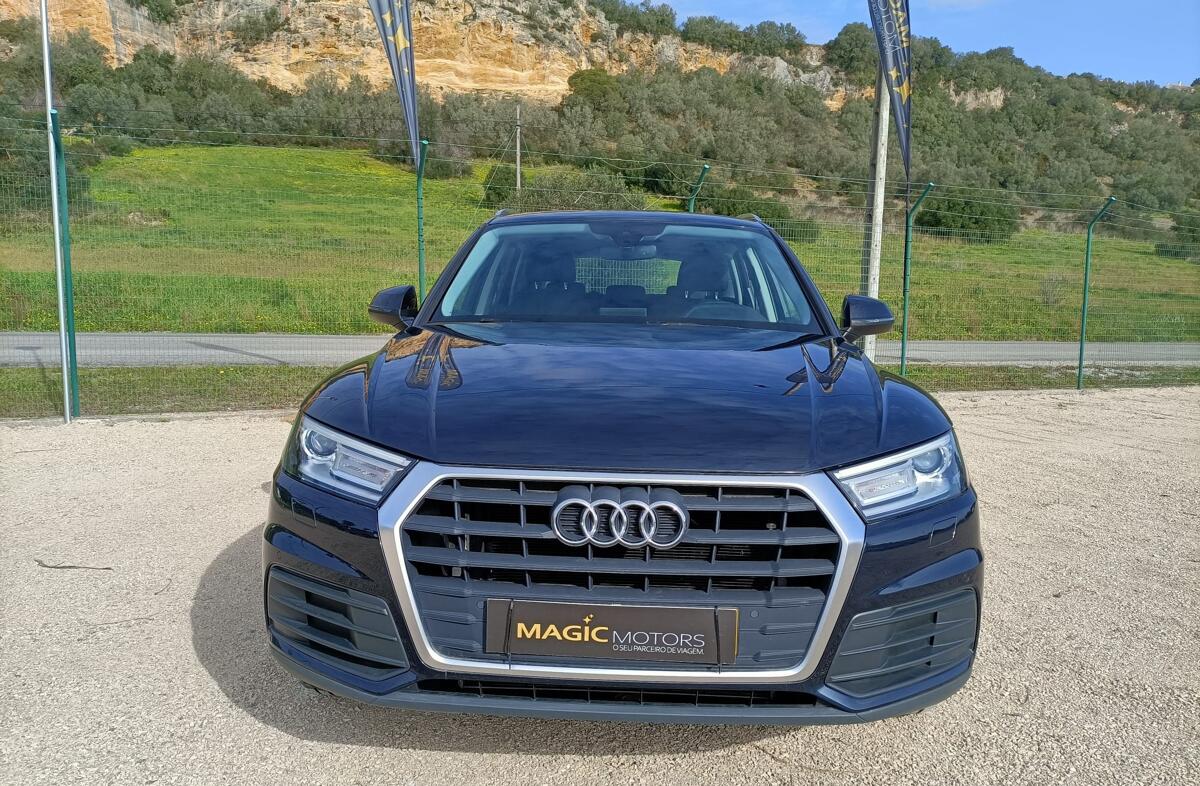 AUDI Q5 2.0 TDI Design