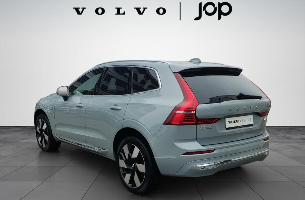 VOLVO XC60 2.0 T6 PHEV Ultimate Bright AWD