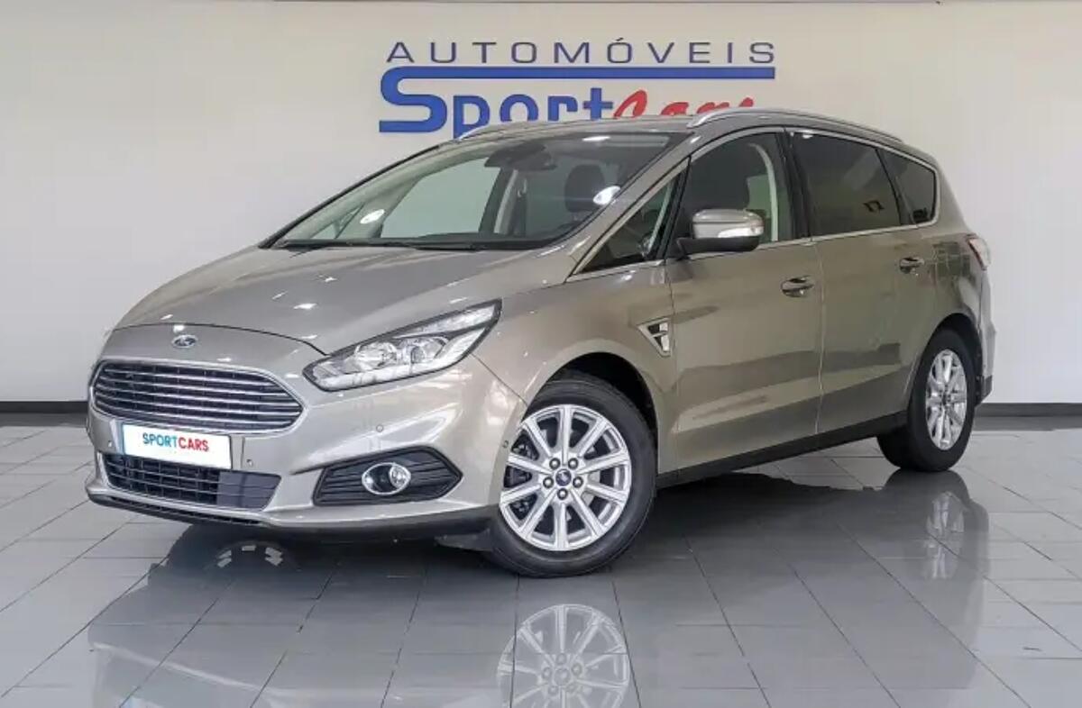 FORD S-MAX 2.0 TDCi Titanium Powershift