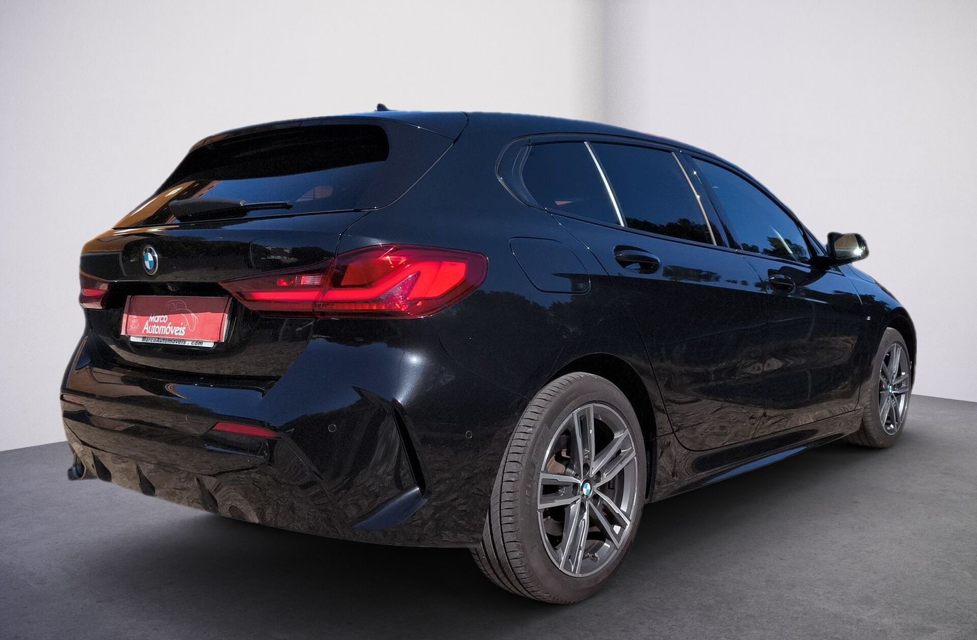 BMW Serie-1 116 d Pack Desportivo M Auto