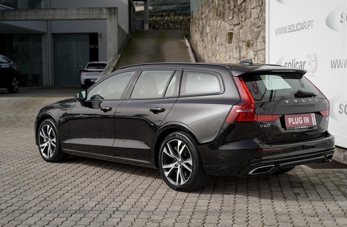 VOLVO V60 2.0 T6 AWD TE R-Design Expression