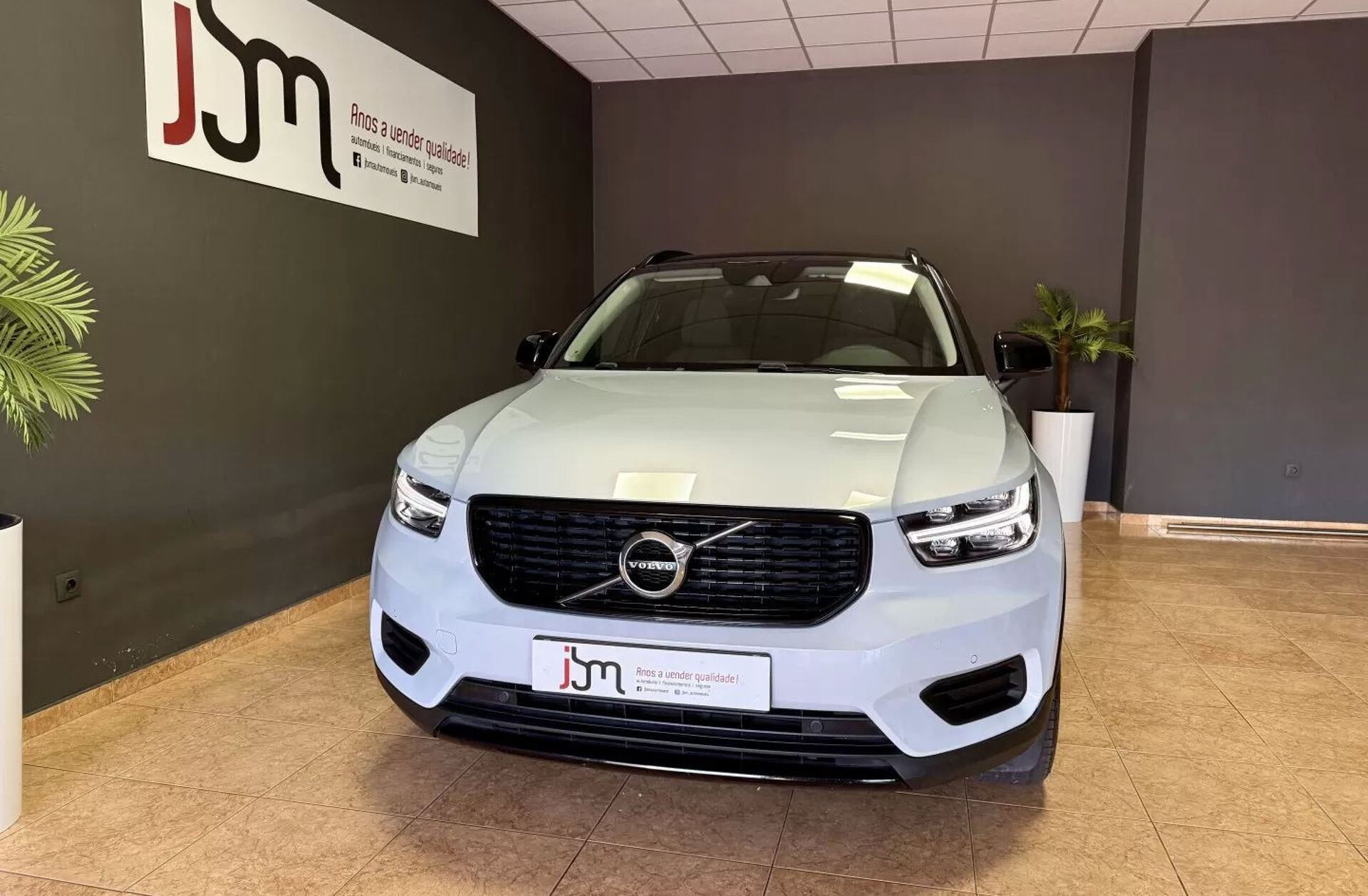 VOLVO XC40 1.5 T5 PHEV R-Design Expression