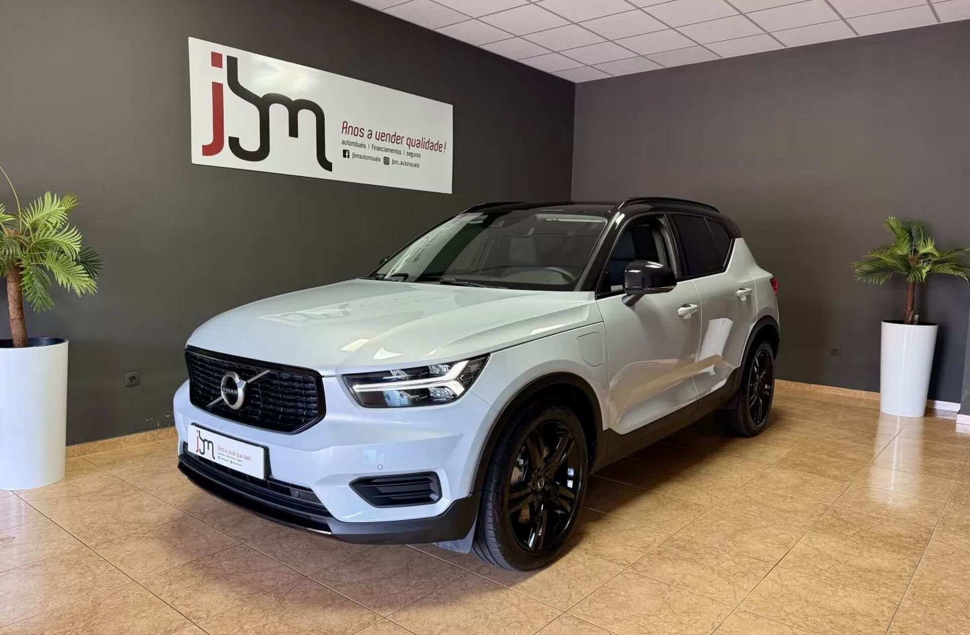 VOLVO XC40 1.5 T5 PHEV R-Design Expression