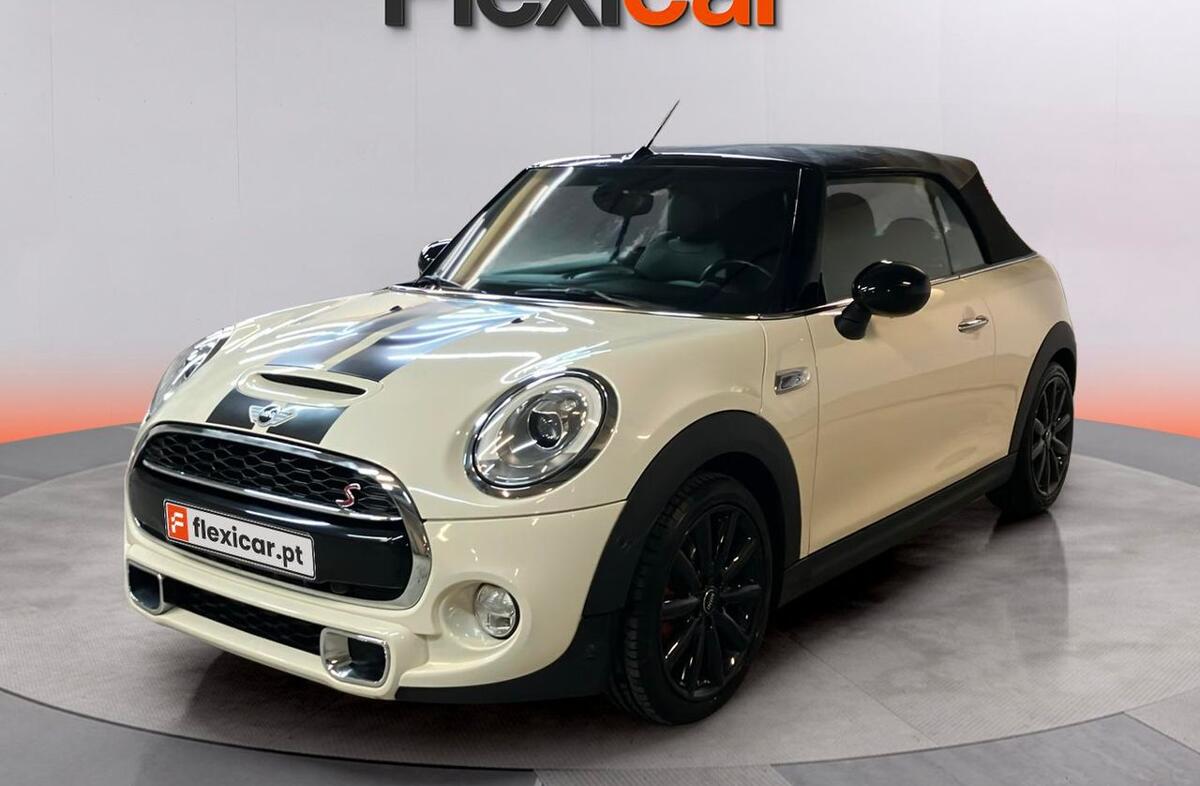 MINI Mini Cooper SD Auto Desportiva