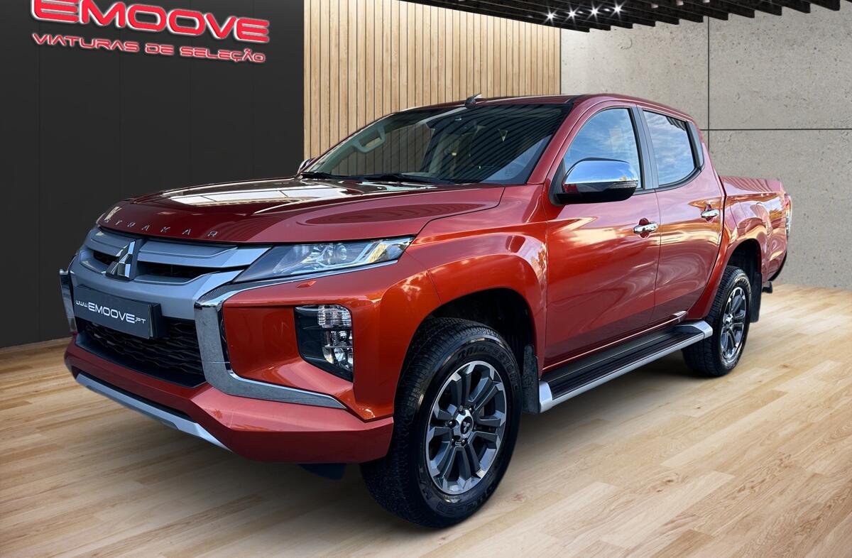 MITSUBISHI L 200 2.3 DI-D Strakar CD Connect Edition 4WD