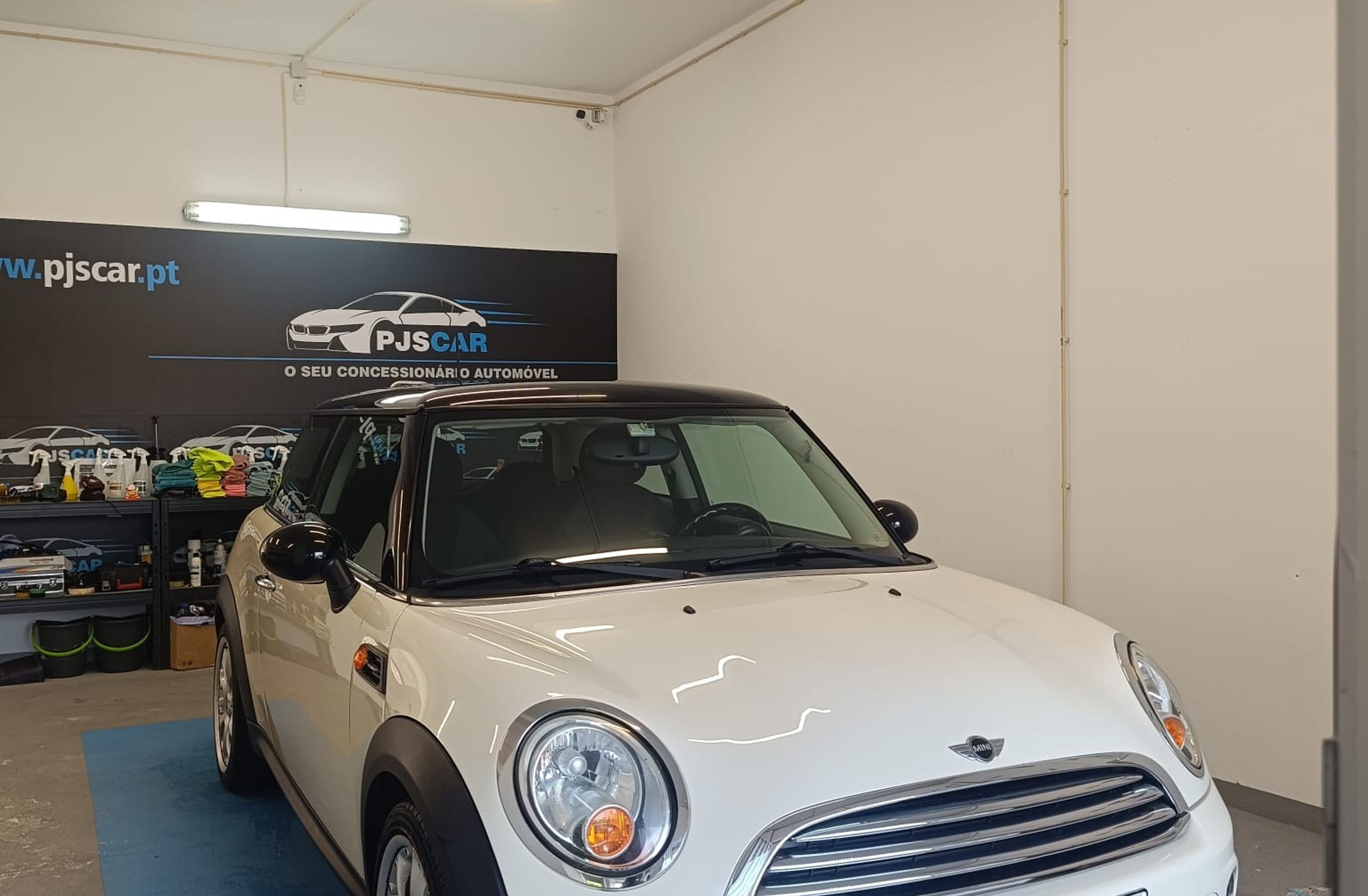 MINI Mini D