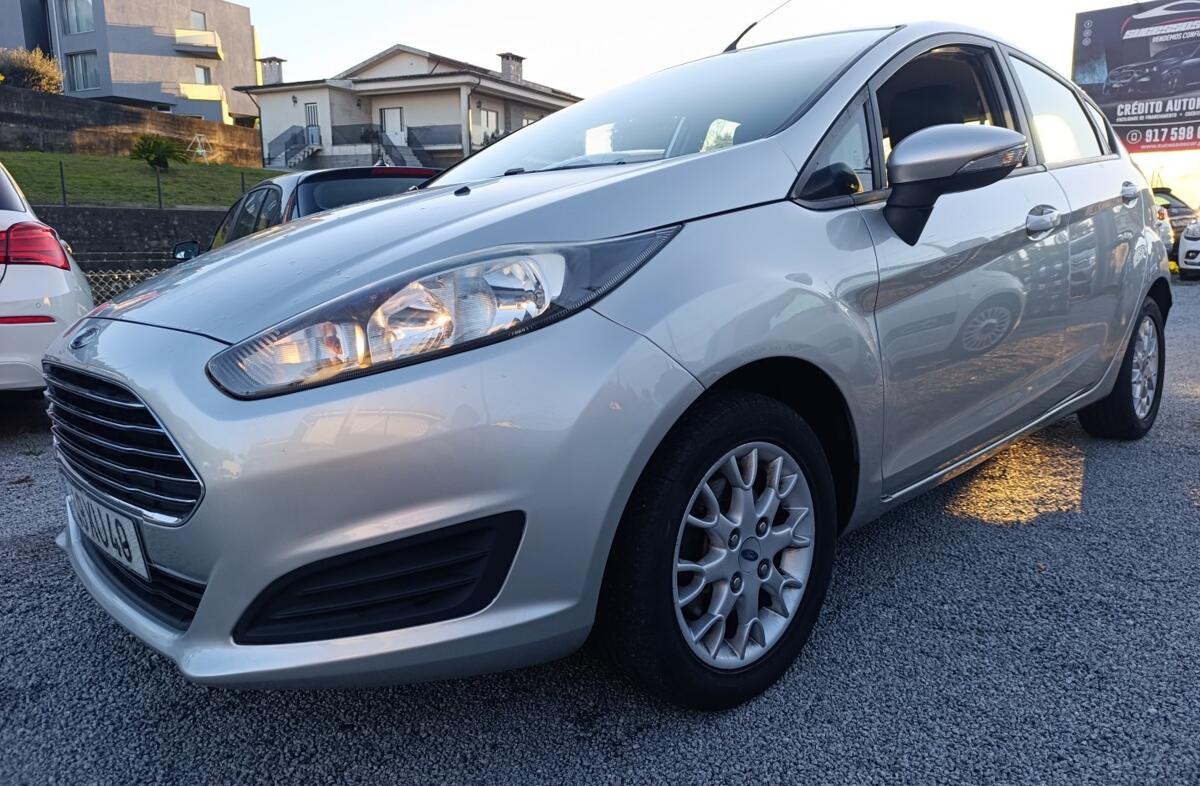 FORD Fiesta 1.6 TDCi Titanium ECOnetic