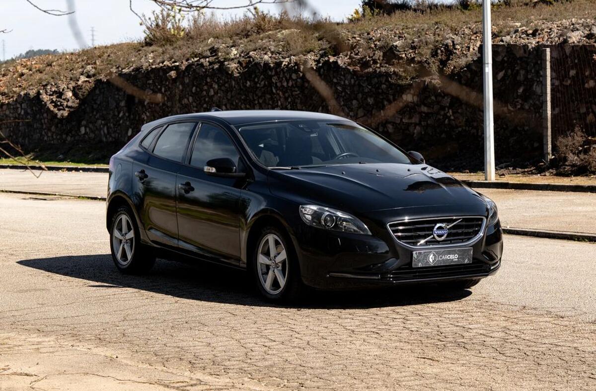 VOLVO V40 1.6 D2 Kinetic