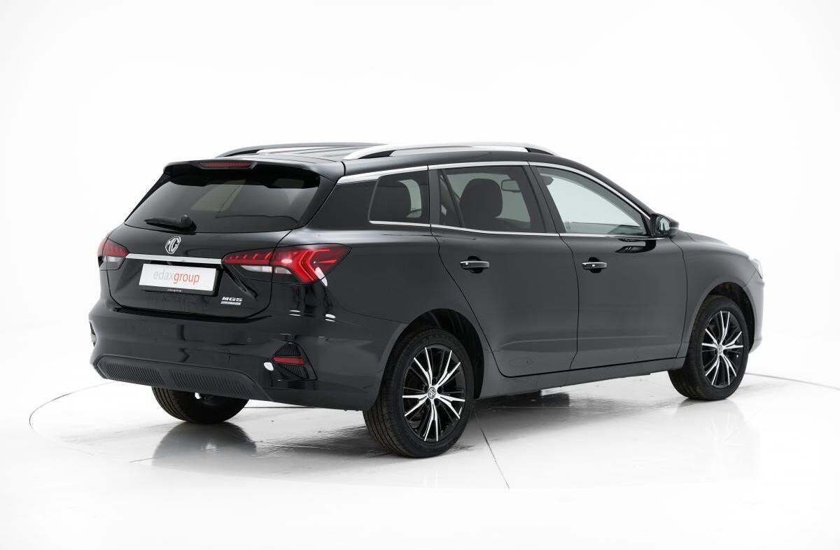 MG MG5 61 kWh Luxury