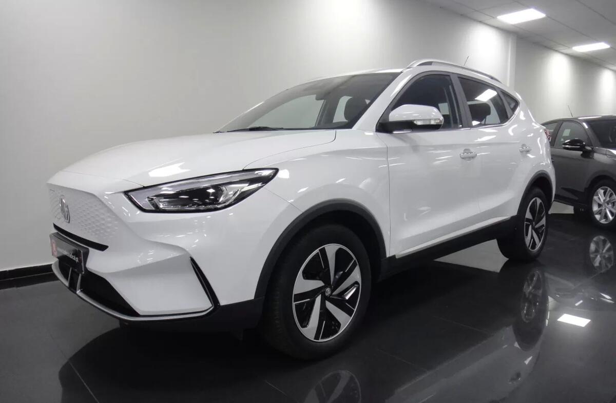 MG ZS 72.6 kWh Luxury