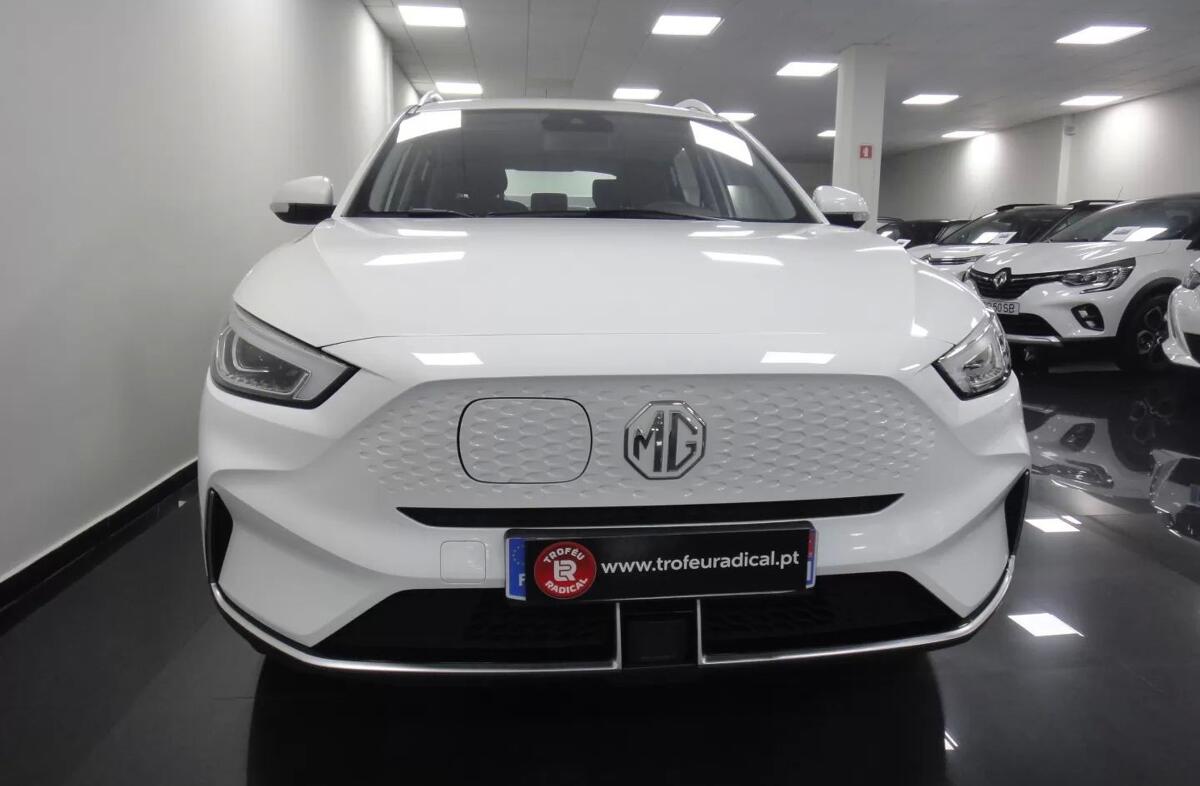 MG ZS 72.6 kWh Luxury