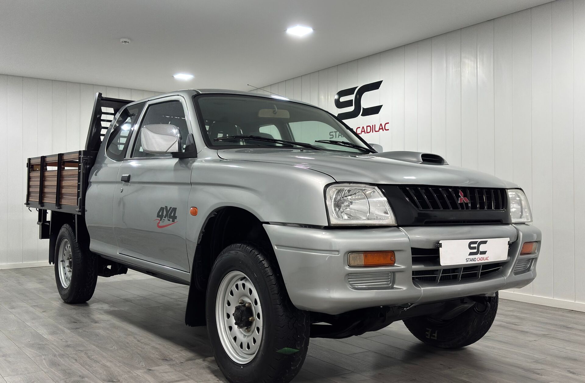 MITSUBISHI L 200 2.5 TD Club