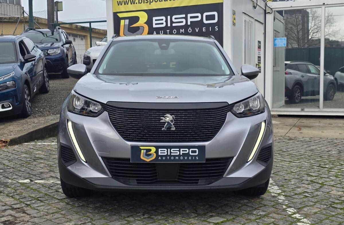 PEUGEOT 2008 1.2 PureTech GT