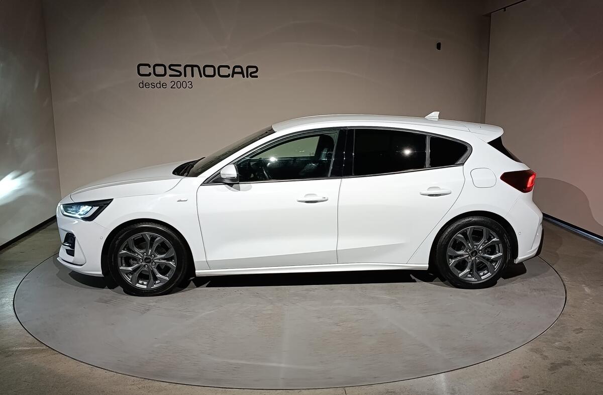 FORD Focus 1.0 EcoBoost MHEV ST-Line