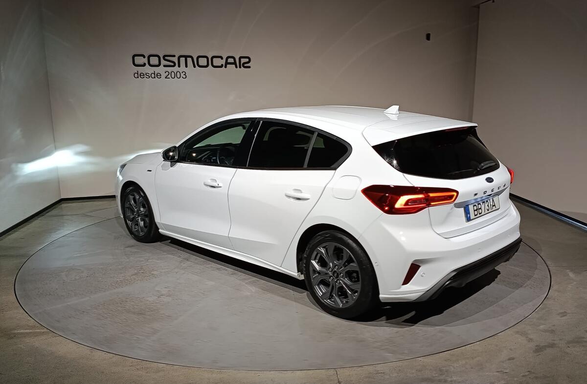 FORD Focus 1.0 EcoBoost MHEV ST-Line