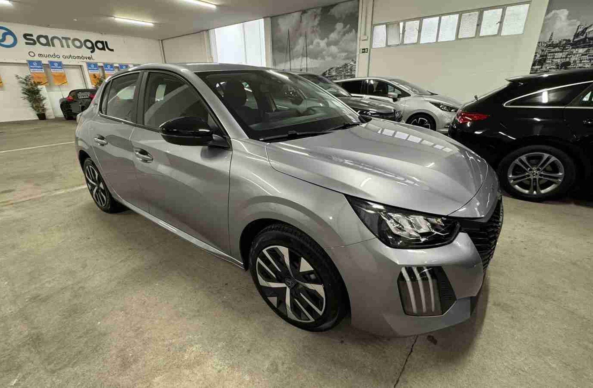 PEUGEOT 208 1.2 PureTech Style