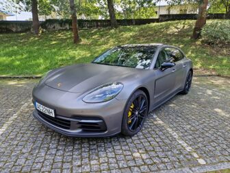 PORSCHE Panamera 4S