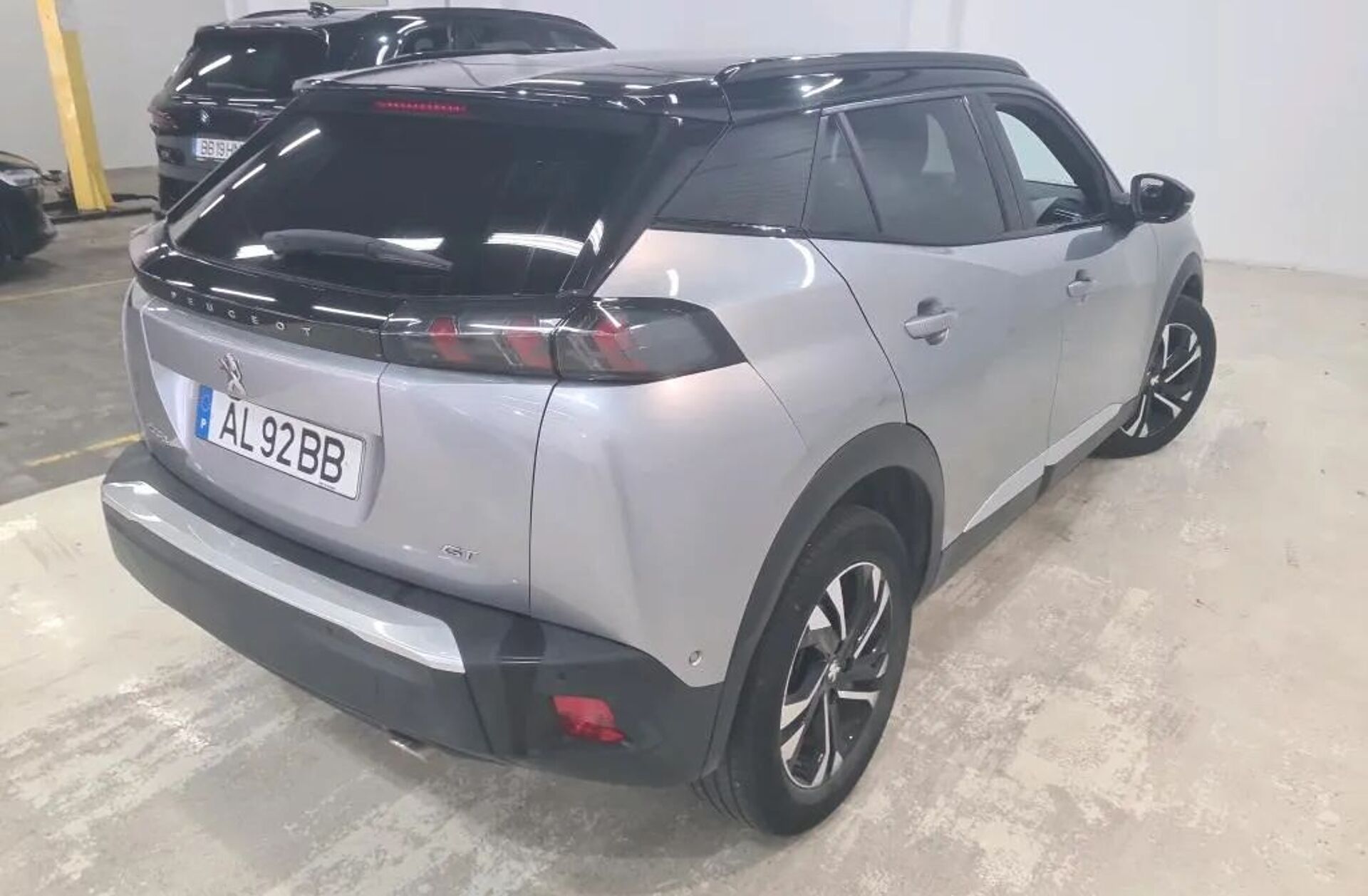 PEUGEOT 2008 1.5 BlueHDi GT