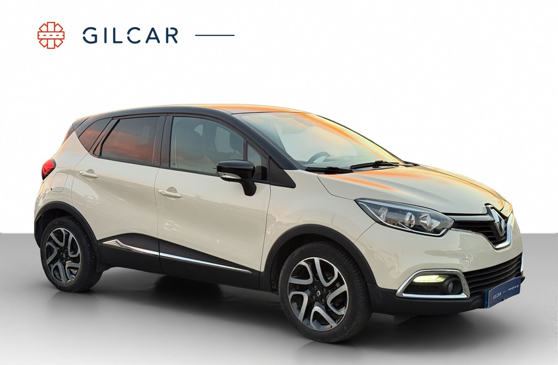 RENAULT Captur 0.9 TCE Exclusive