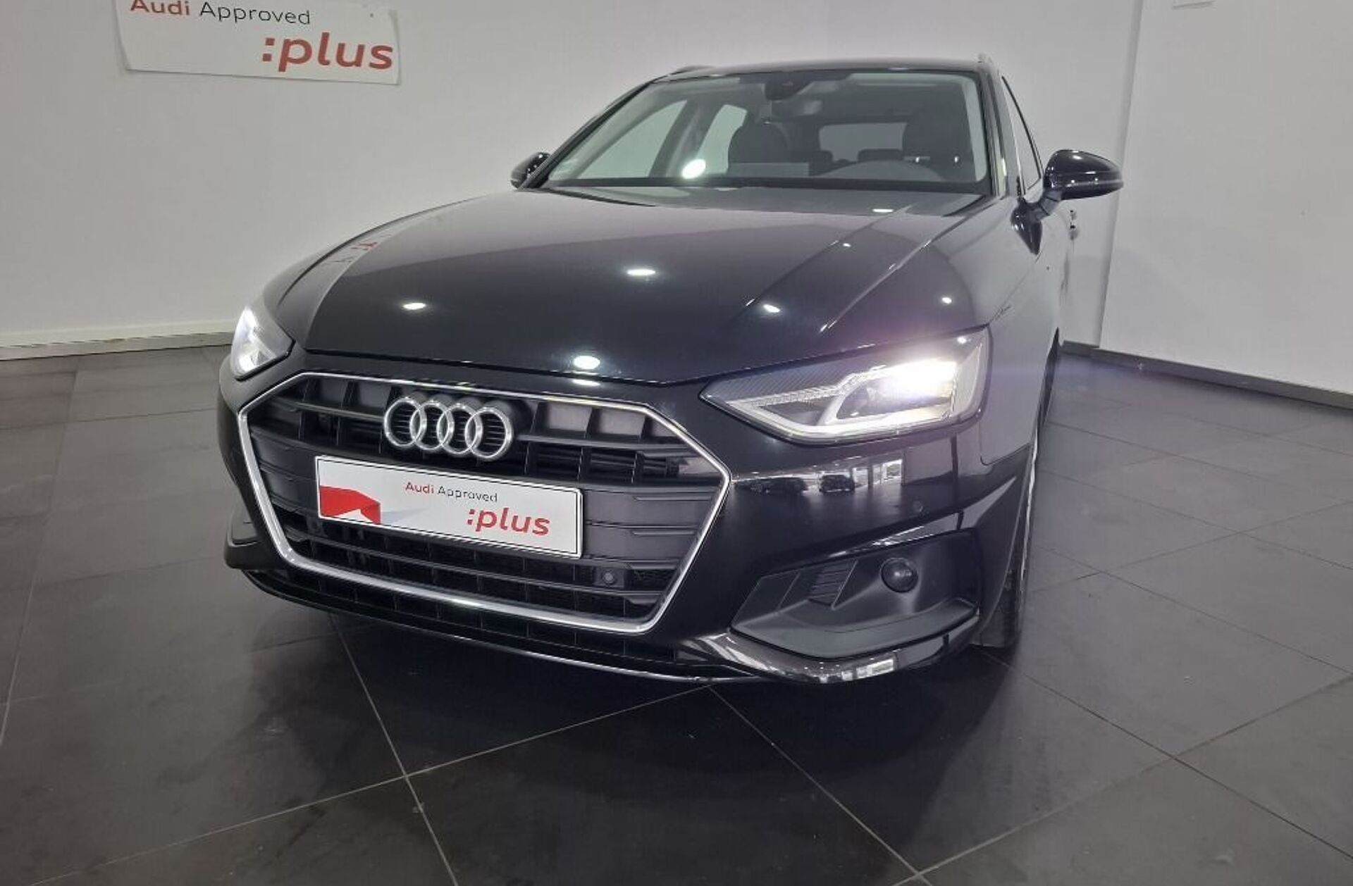 AUDI A4 30 TDI S tronic