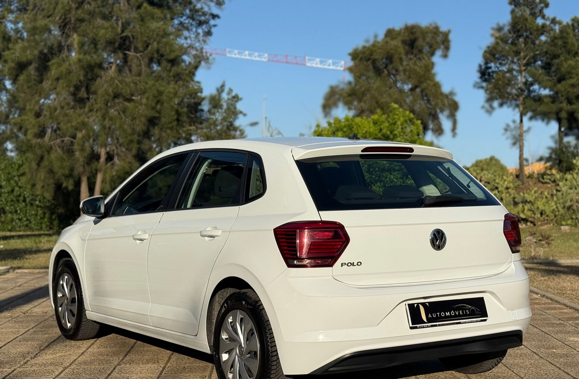 VOLKSWAGEN Polo 1.0 Confortline