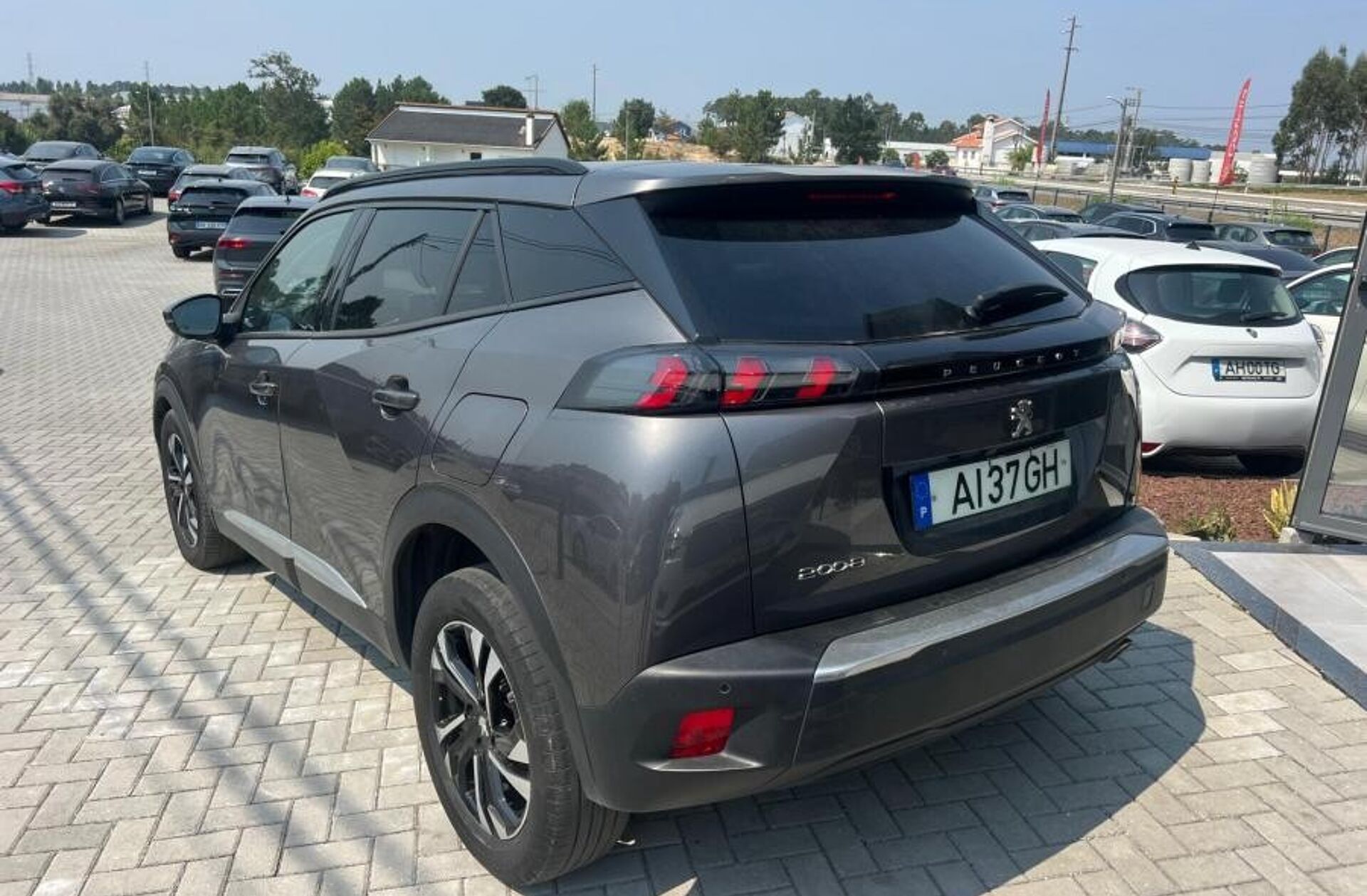 PEUGEOT 2008 1.5 BlueHDi Active Pack