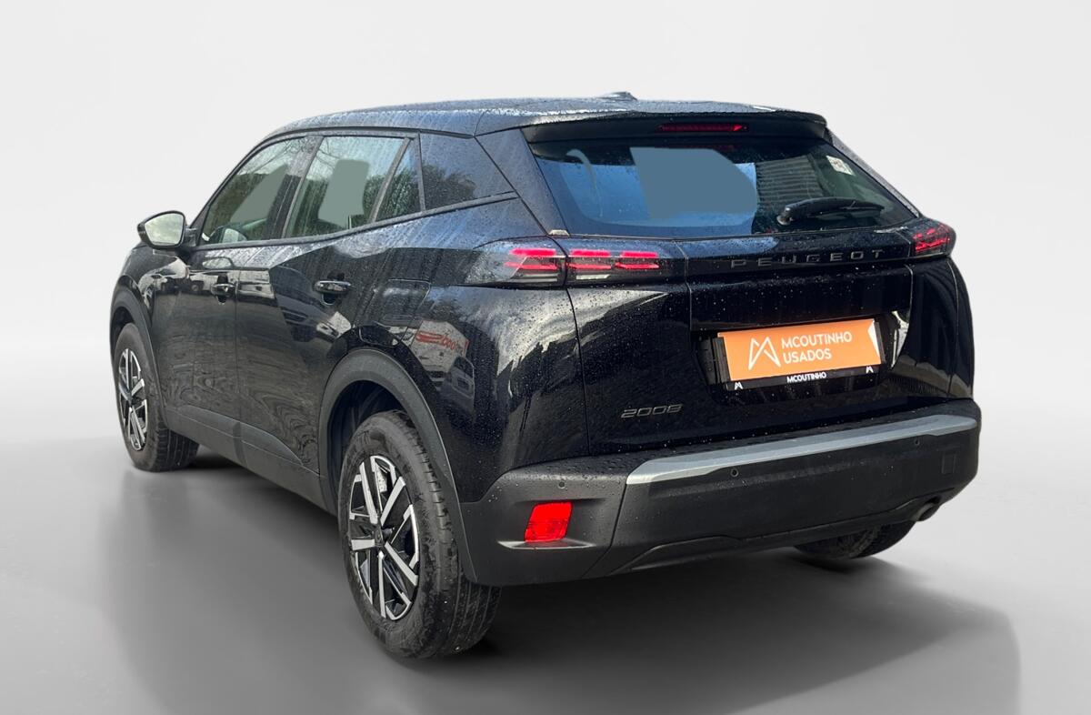 PEUGEOT 2008 1.2 PureTech Style