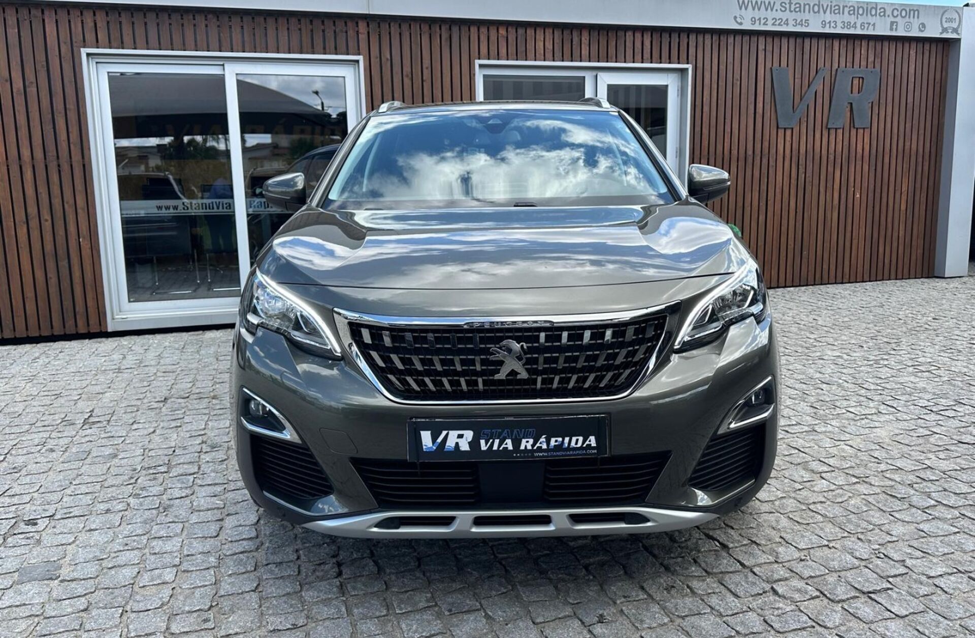 PEUGEOT 3008 1.5 BlueHDi Allure