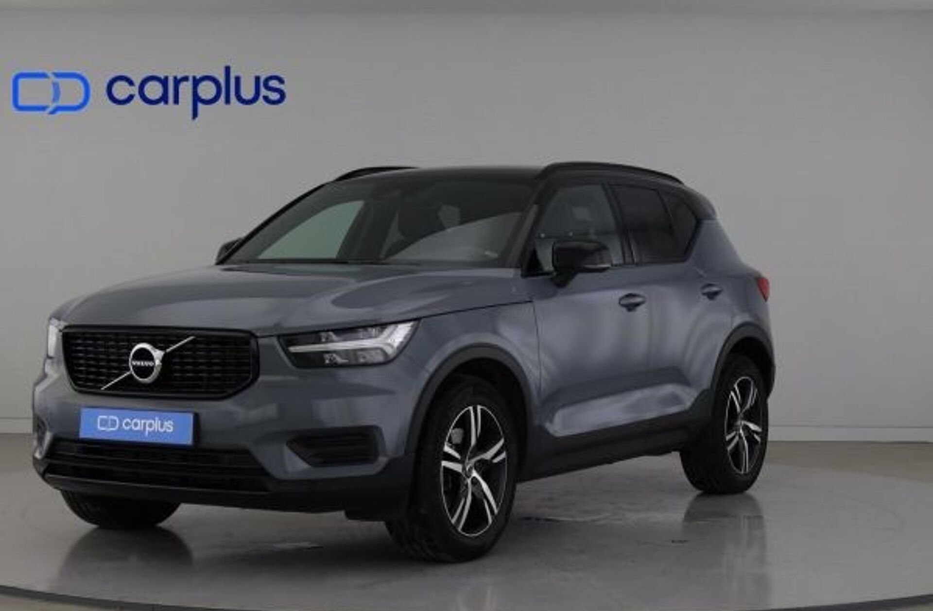 VOLVO XC40 2.0 T4 R-Design