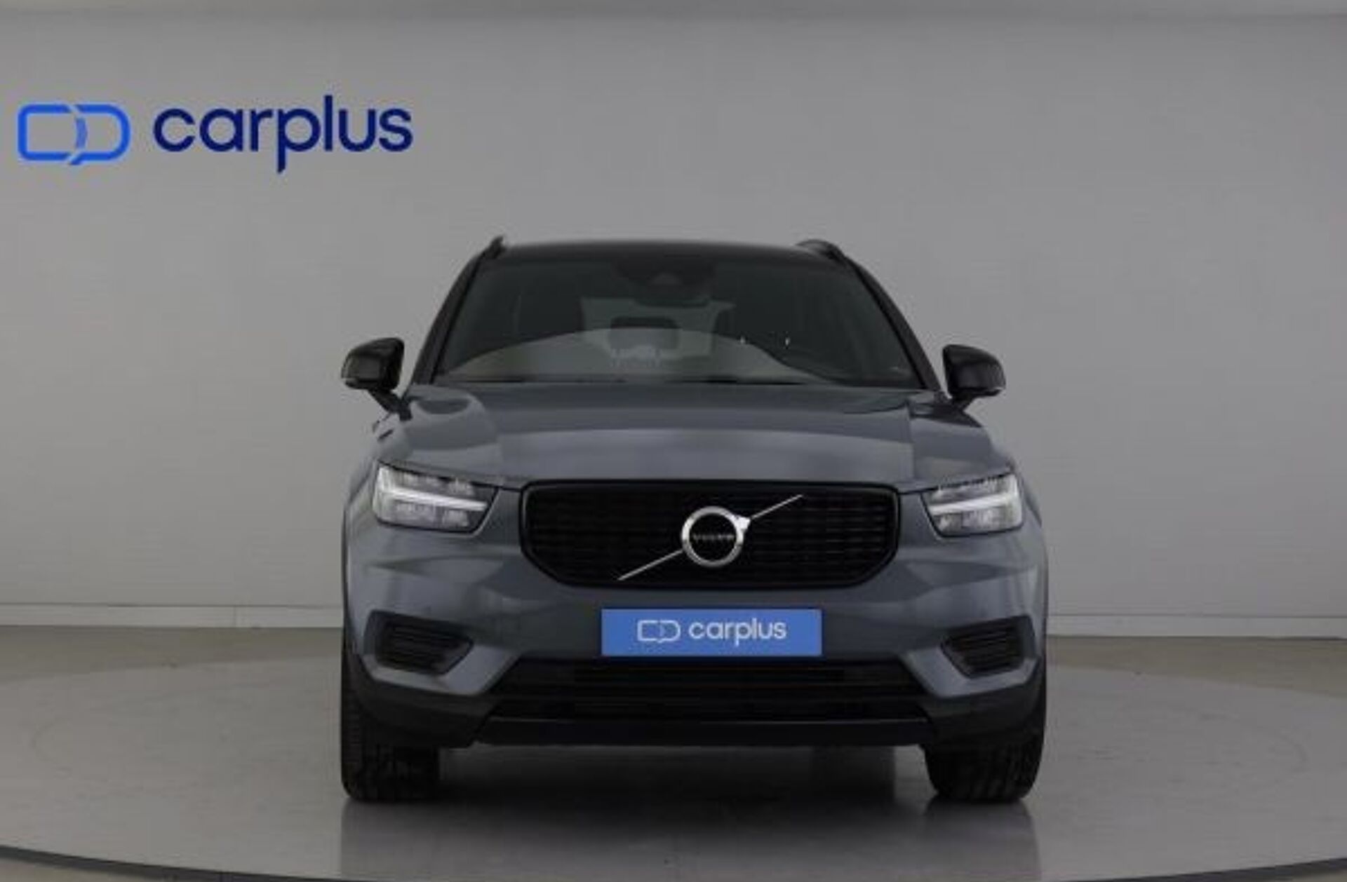 VOLVO XC40 2.0 T4 R-Design