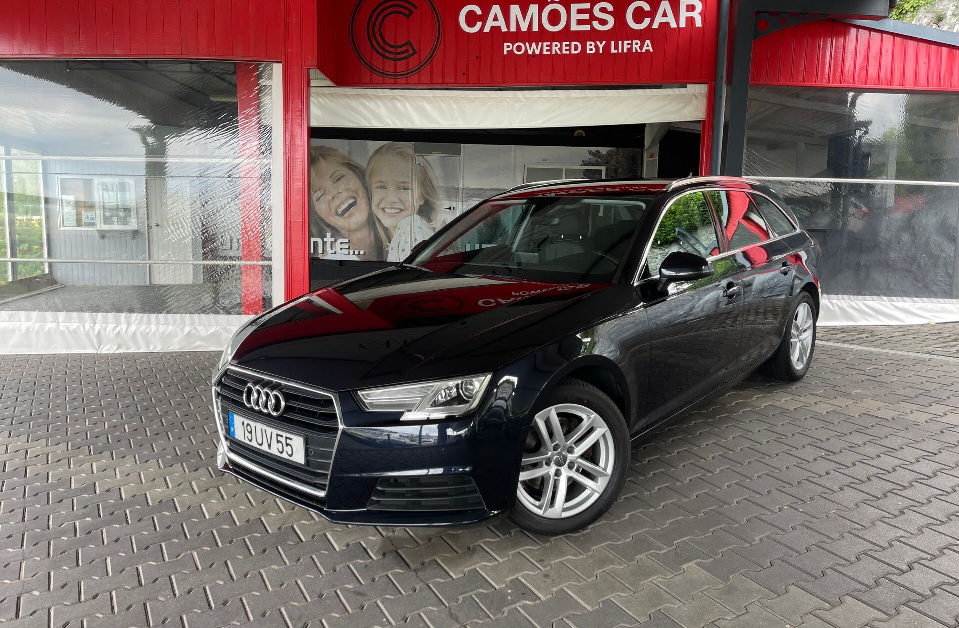 AUDI A4 2.0 TDI S tronic