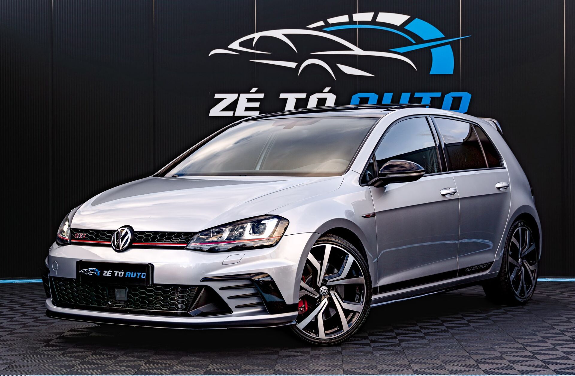 VOLKSWAGEN Golf 2.0 TSi GTi DSG Performance