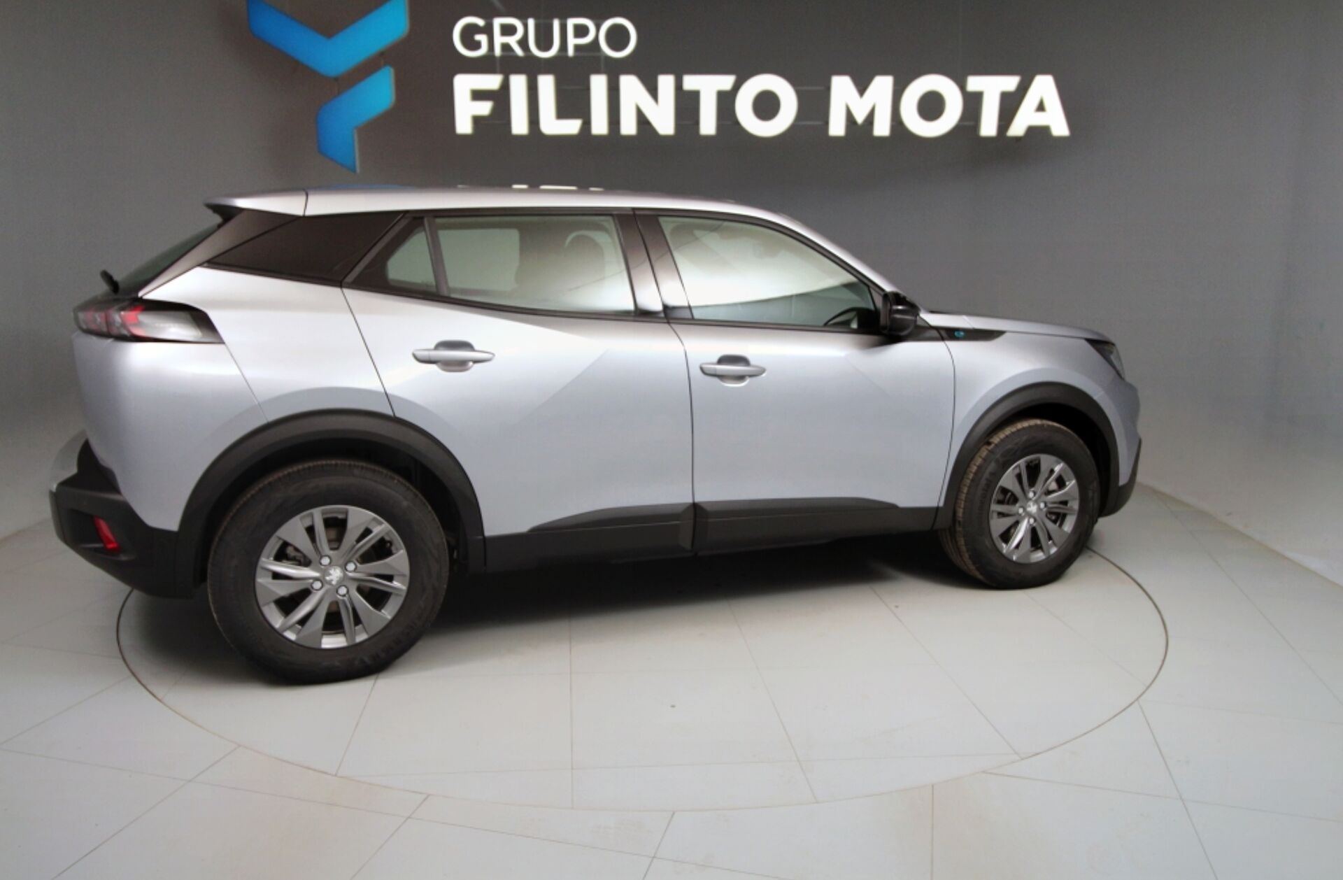 PEUGEOT 2008 e- 50 kWh GT