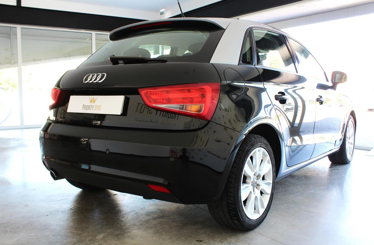 AUDI A1 1.6 TDi Sport