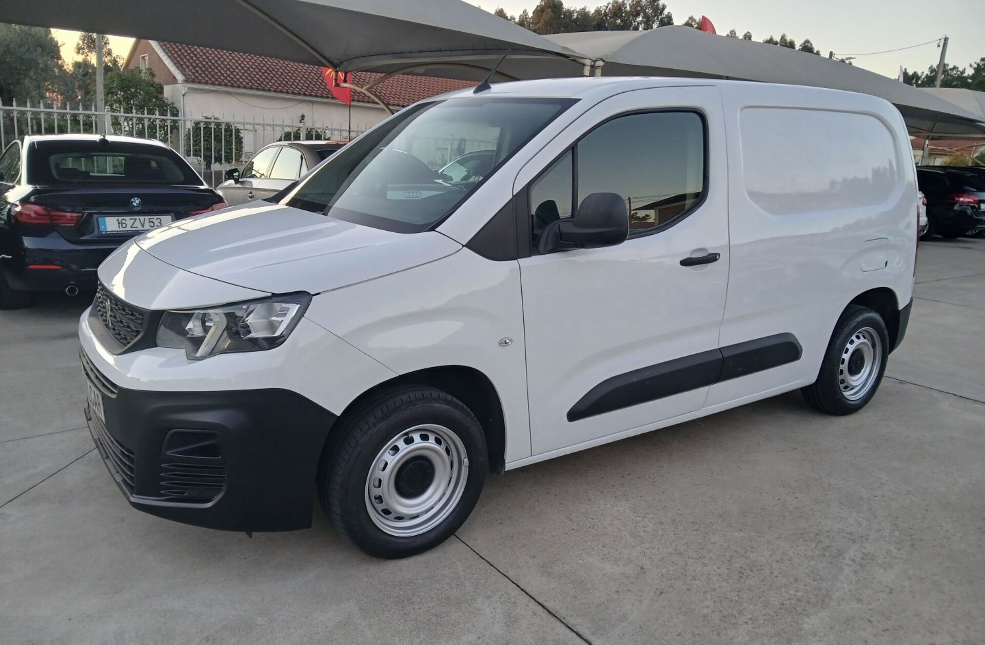 PEUGEOT Partner 1.6 BlueHDi L1 Pro