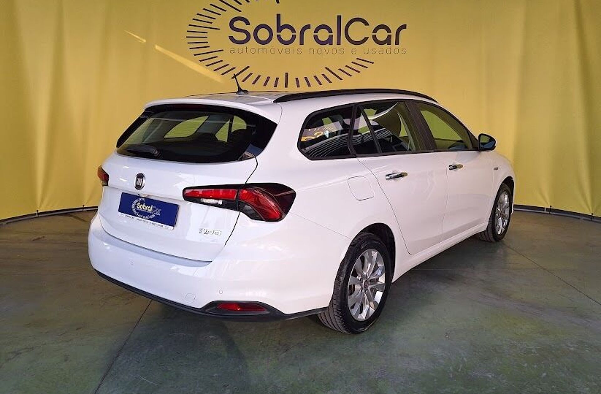 FIAT Tipo 1.3 M-Jet Lounge
