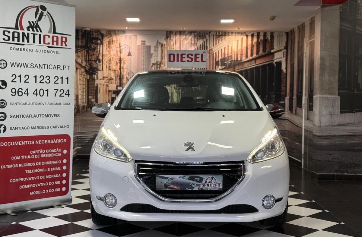 PEUGEOT 208 1.6 e-HDi Allure 2-Tronic