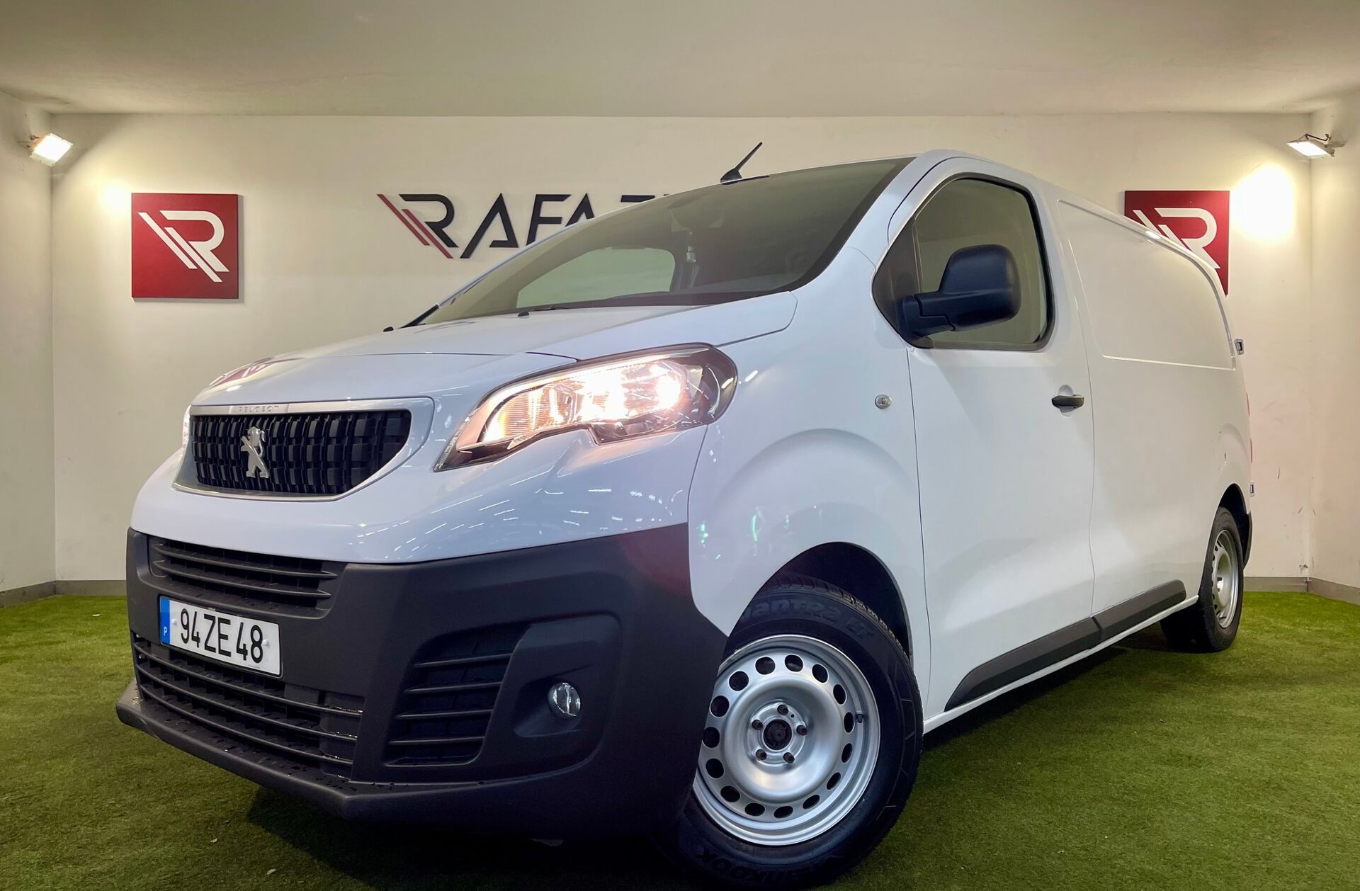 PEUGEOT Expert 1.5 BlueHDi L2H1