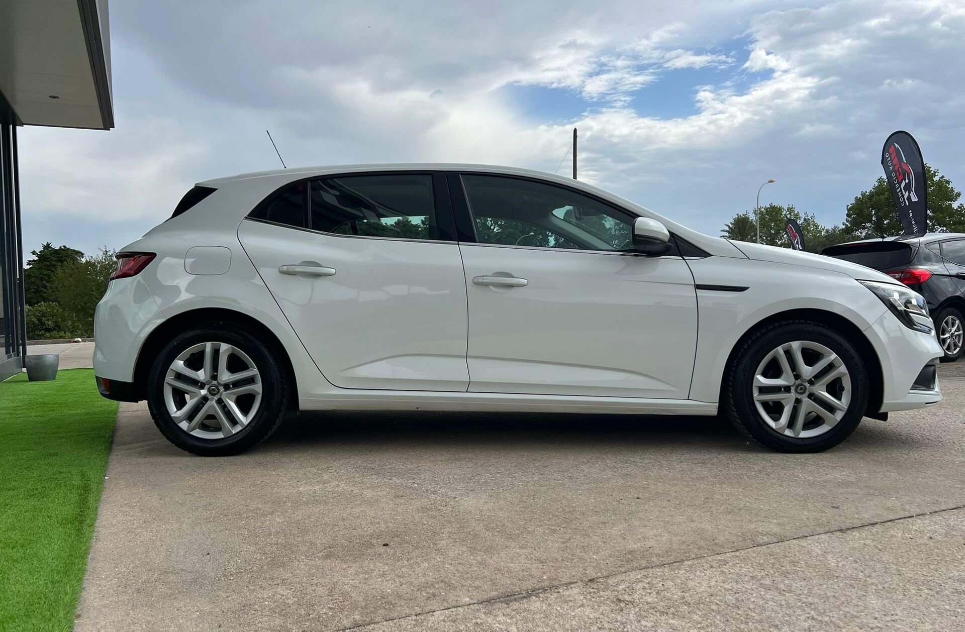 RENAULT Mégane 1.5 Blue dCi Zen