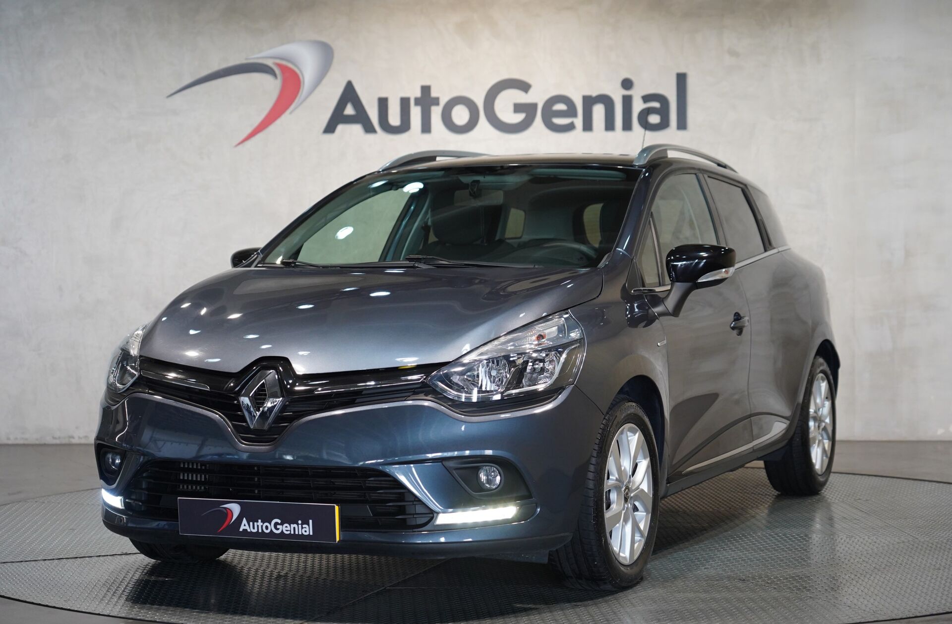RENAULT Clio 0.9 TCe Limited