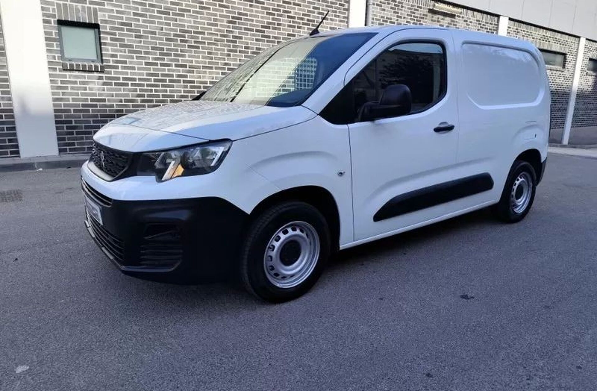 PEUGEOT Partner 1.6 BlueHDi L2 Pro 3L