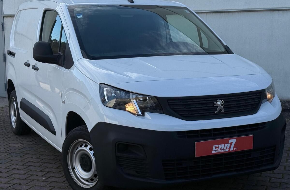 PEUGEOT Partner 1.5 BlueHDi Pro Longa