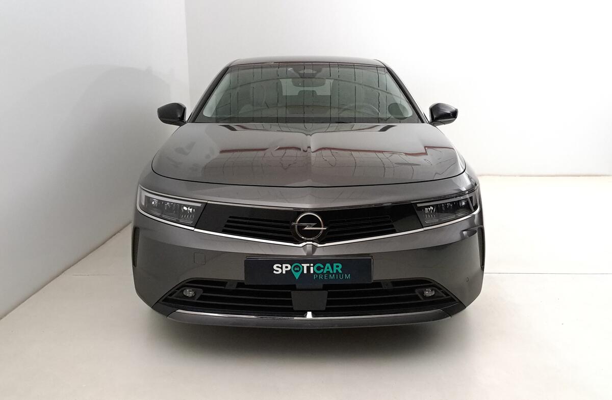 OPEL Astra 1.2 T Elegance