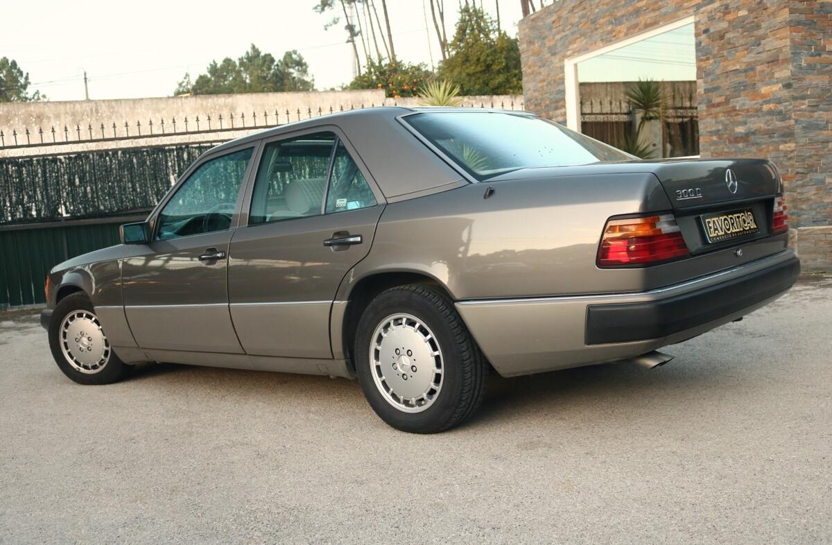 MERCEDES Classe E E 300 D