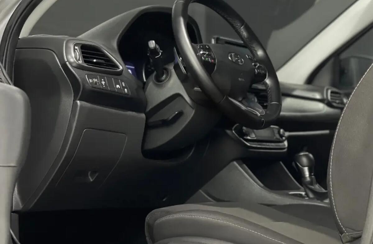 HYUNDAI i30 SW 1.6 CRDi Style Plus 7DCT