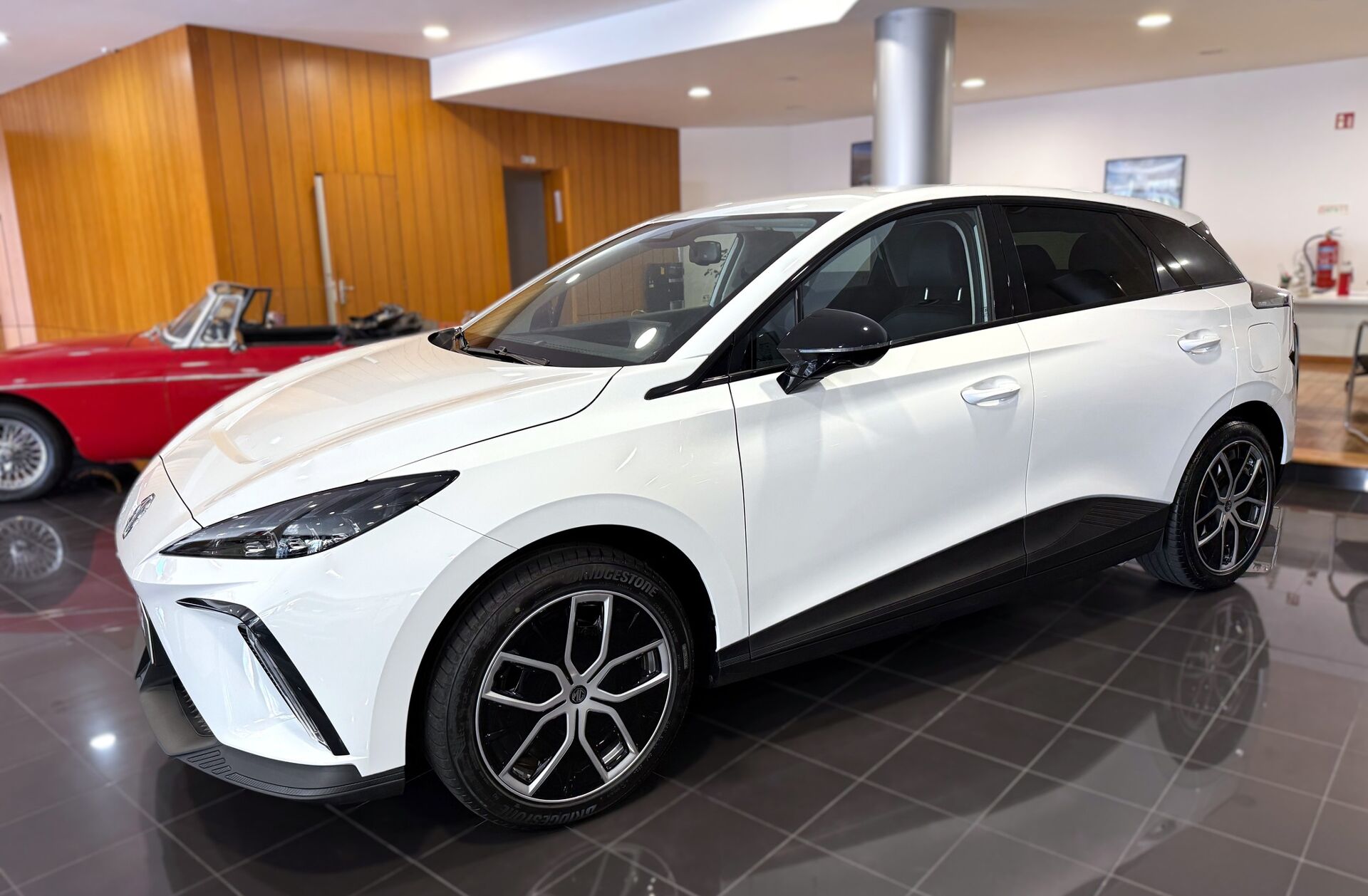 MG MG4 64 kWh Luxury