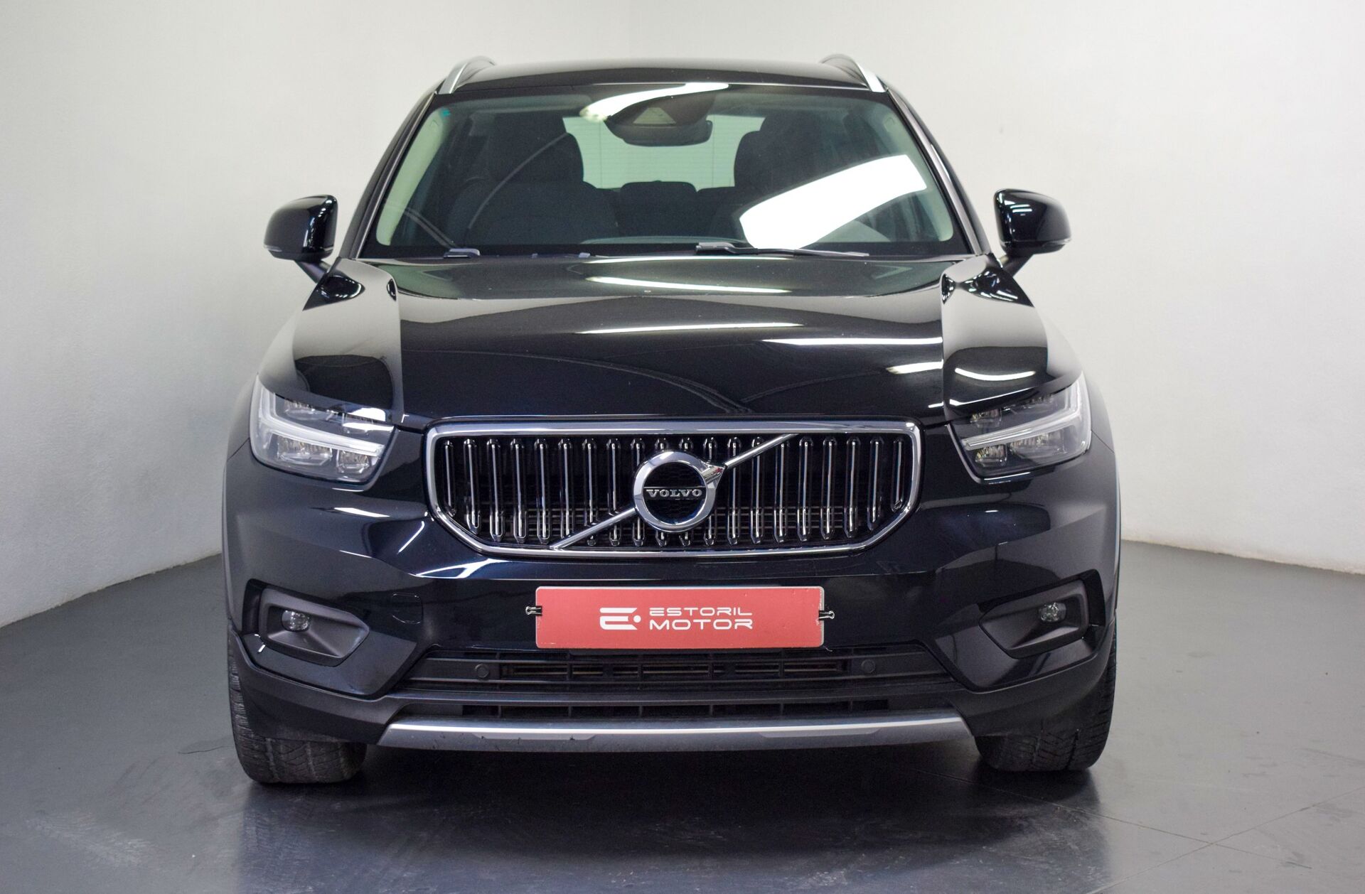 VOLVO XC40 1.5 T4 PHEV Inscription Expression